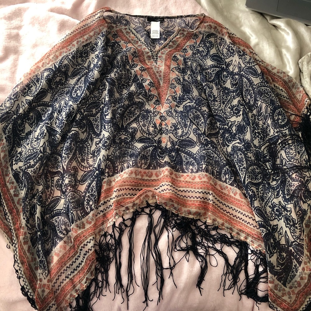Super cute poncho shirt